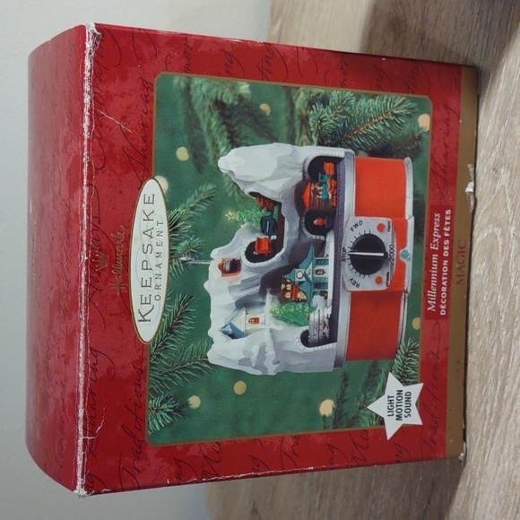 Vintage Hallmark Millennium Express Magic Train Dated 2000 - Picture 1 of 6